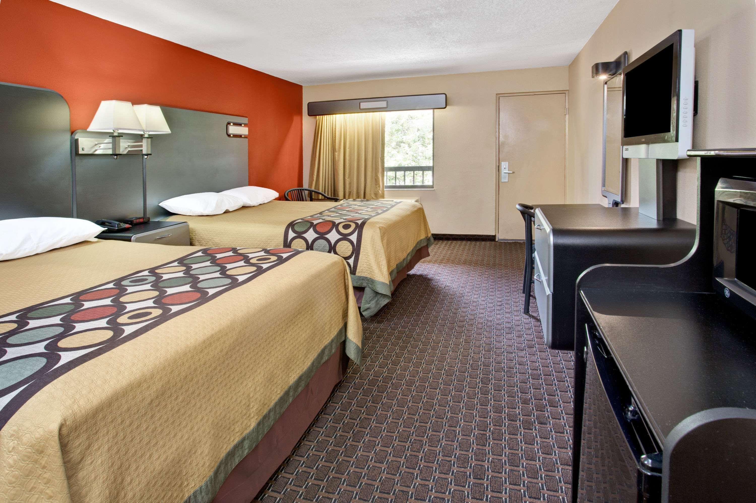 Super 8 By Wyndham Kissimmee/Maingate/Orlando Area Hotel Celebration Eksteriør billede