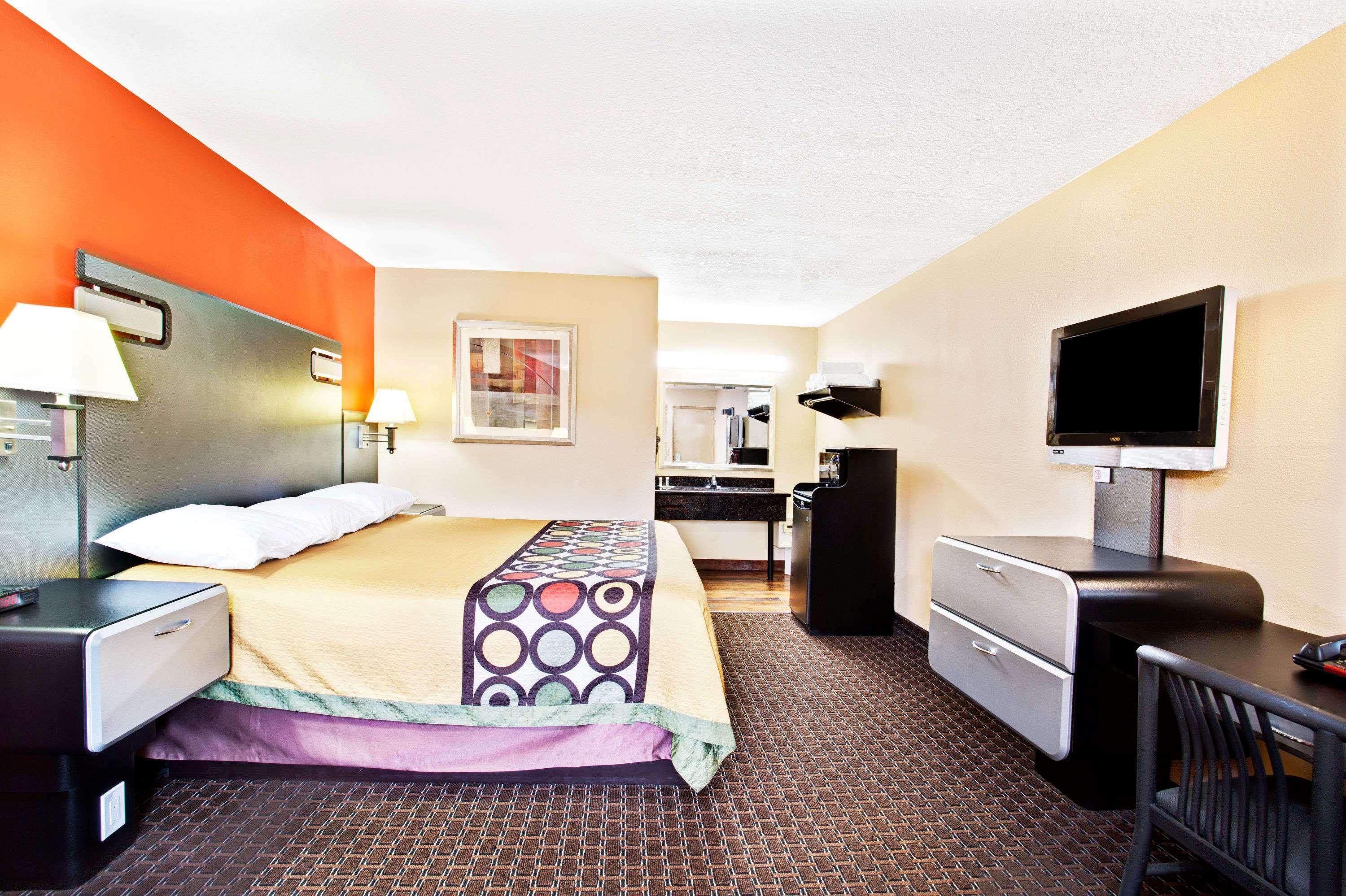 Super 8 By Wyndham Kissimmee/Maingate/Orlando Area Hotel Celebration Eksteriør billede