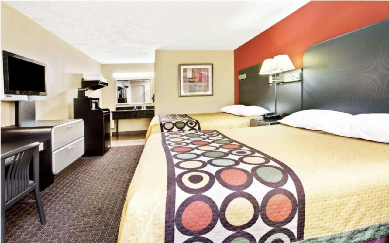Super 8 By Wyndham Kissimmee/Maingate/Orlando Area Hotel Celebration Eksteriør billede